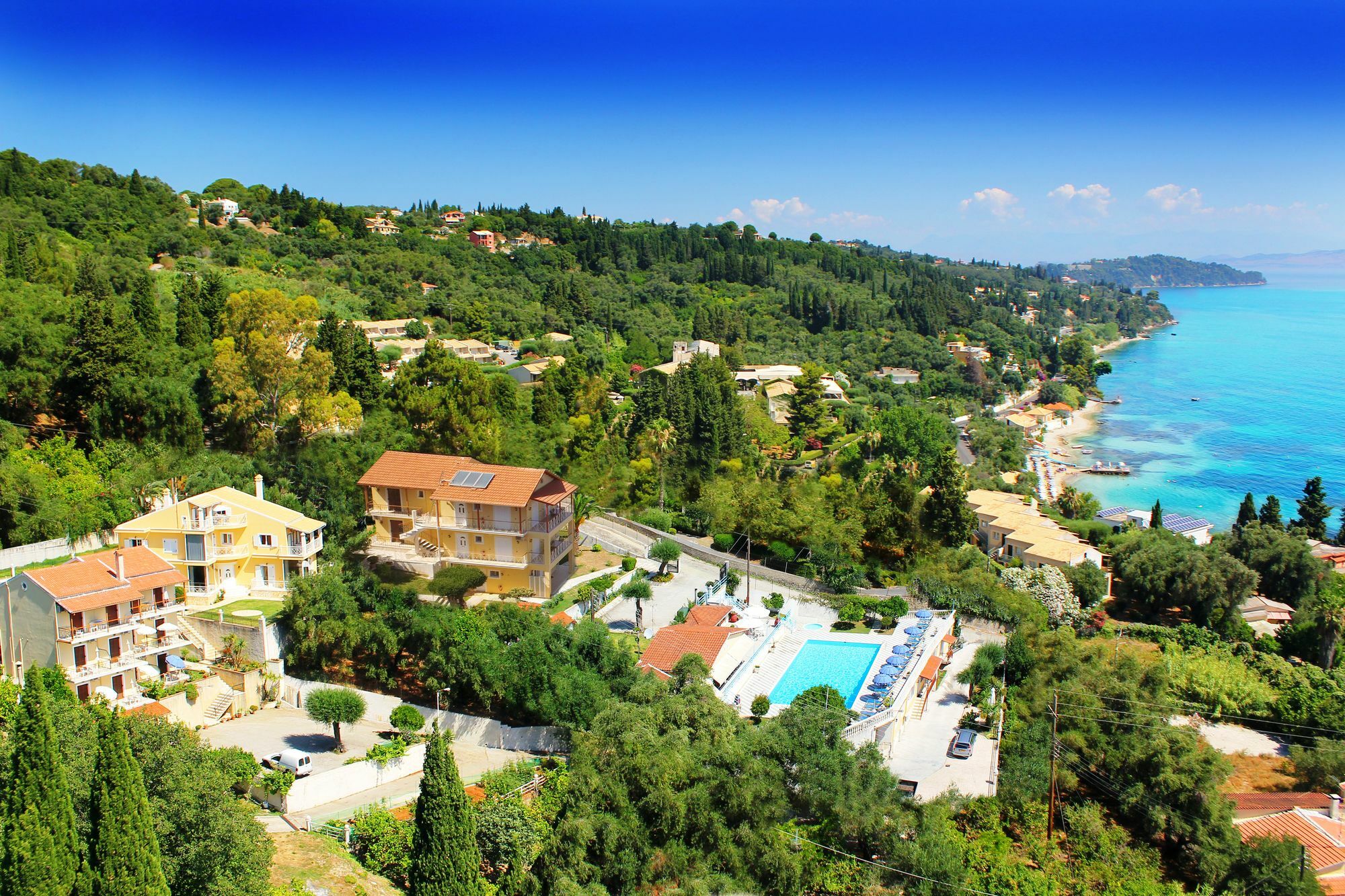 Brentanos Apartments - A - View Of Paradise Gastouri  Exteriör bild